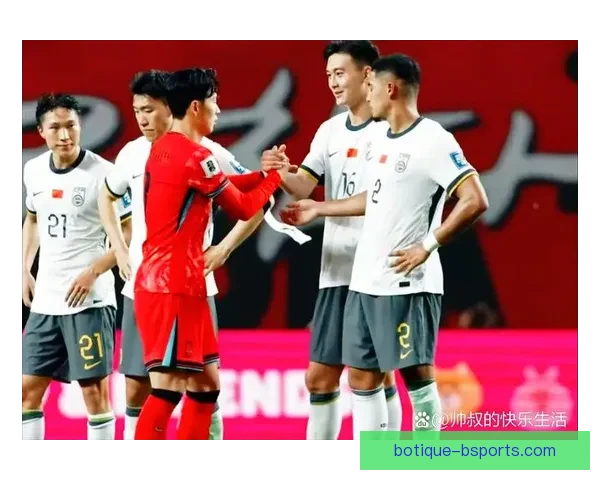 中国男足客场鏖战印尼终获平局展现坚韧拼搏精神
